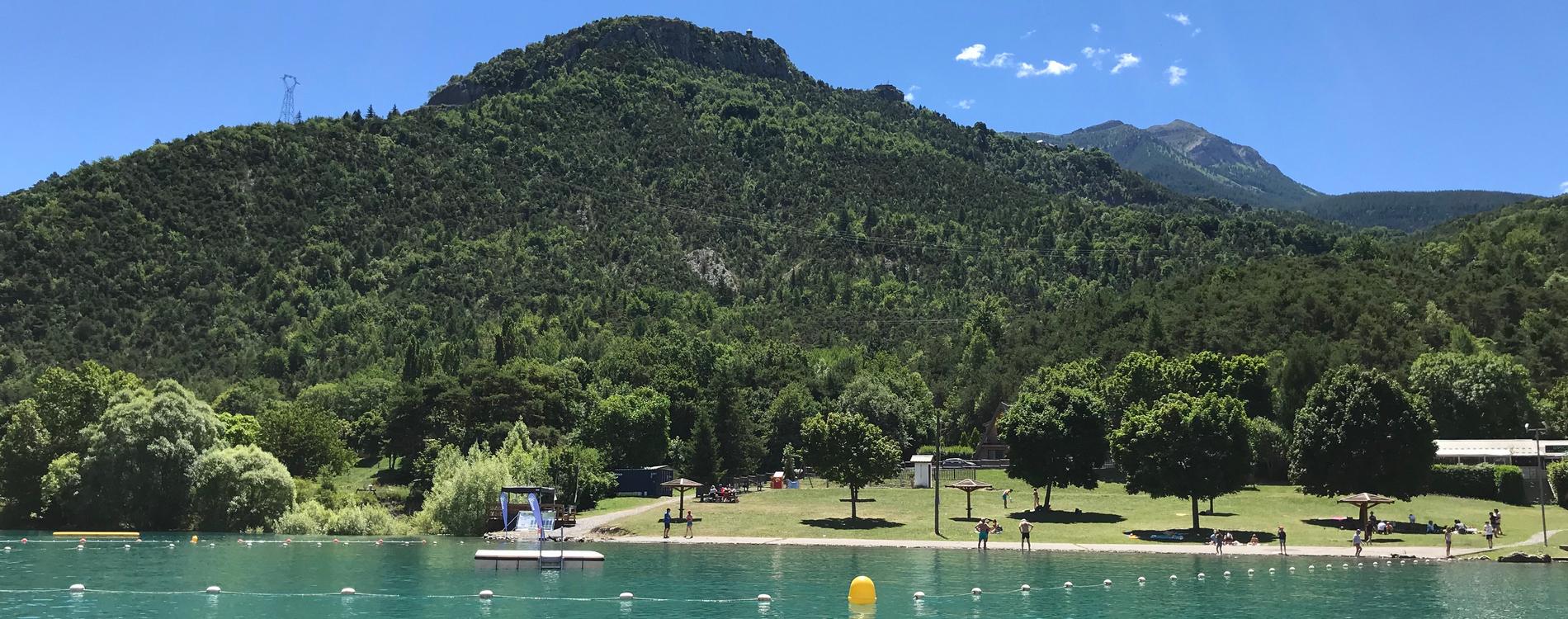 camping_lac_serre_poncon_activites_plage_1900x750